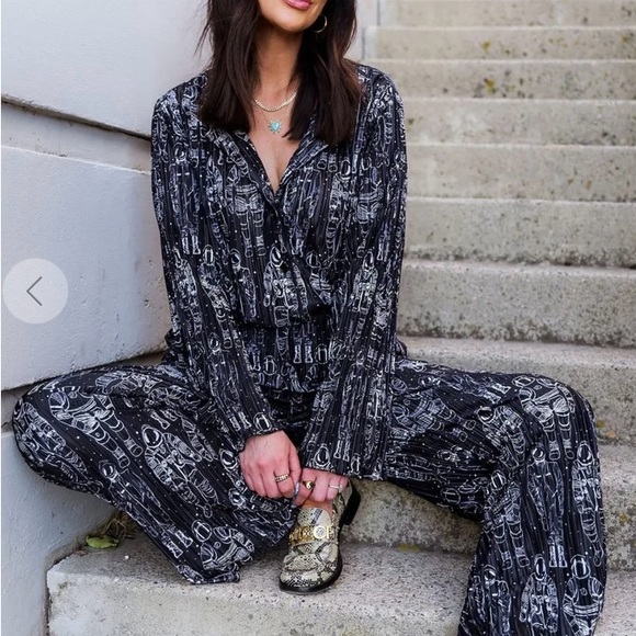 Dressed in LALA Long Sleeve Plissé Set in Interstellar Astronauts sz Large NWOT - Picture 2 of 12